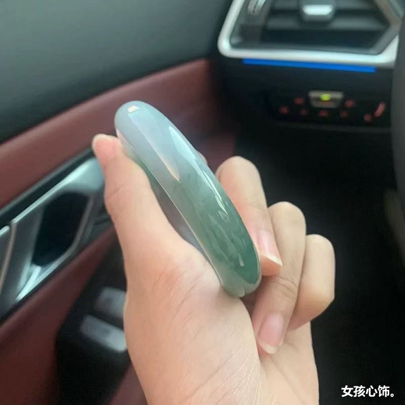 Ice jade bracelet, waxy natura - Bracelets ulasan dan harga